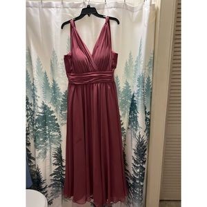 MORILEE MADELINE GARDNER BRIDESMAIDS DRESS SIZE: 14 Color: Rosewood